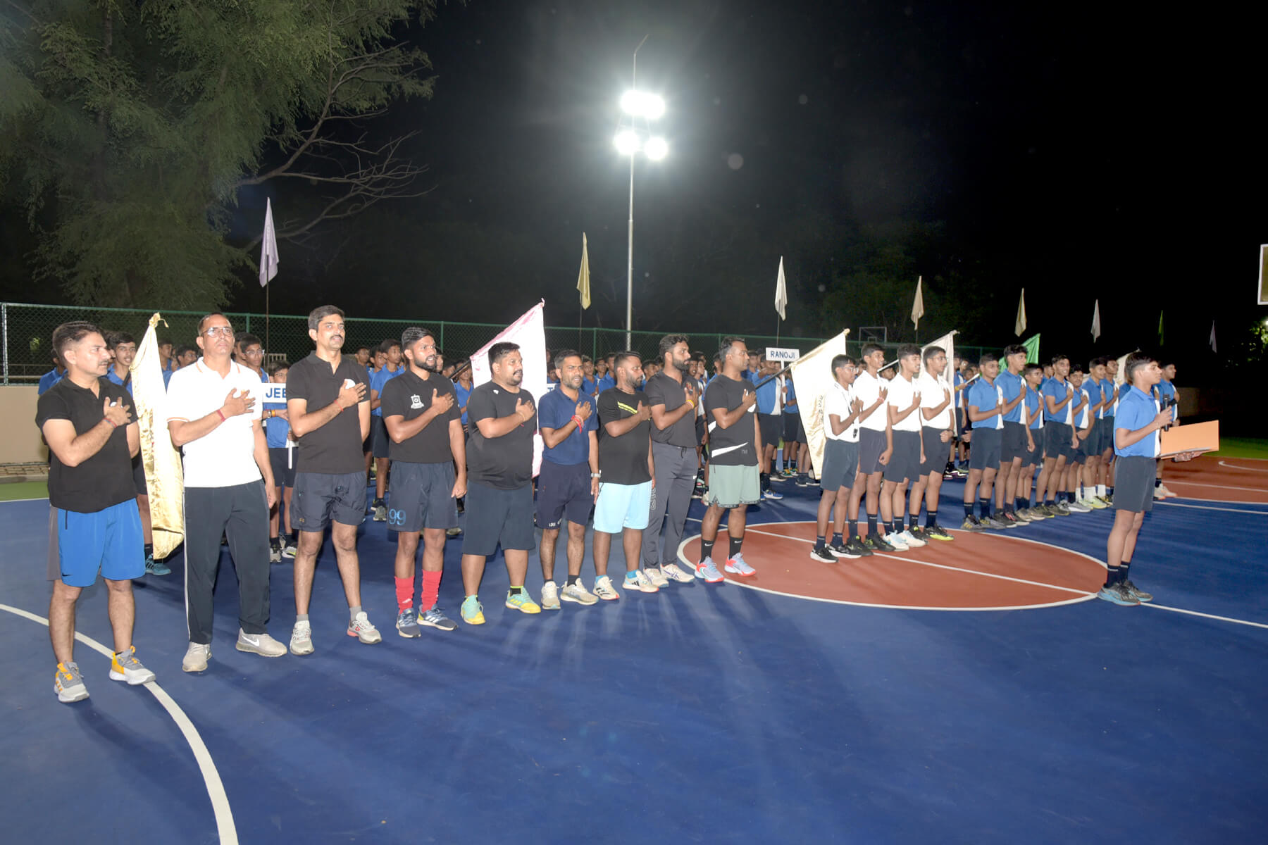 FRIENDLY BASKETBALL MATCH TEACHERS VS STUDENTS